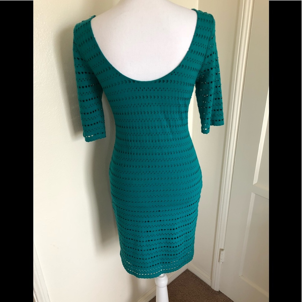 Dress - Picture 4 of 4
